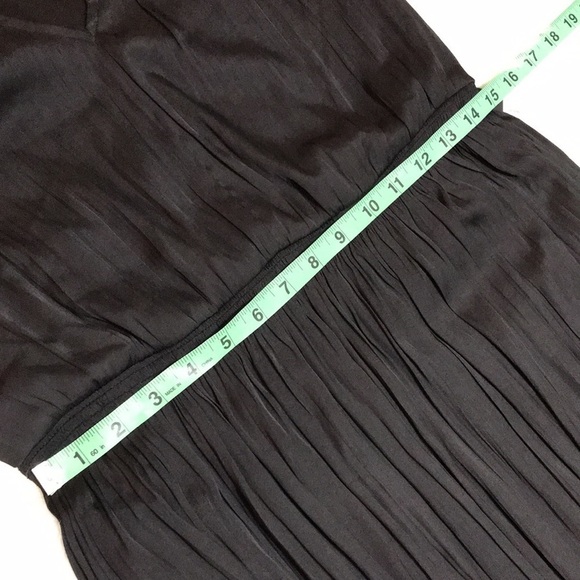 Simply Vera Vera Wang V-Neck Smocked Dress Small - Picture 5 of 14